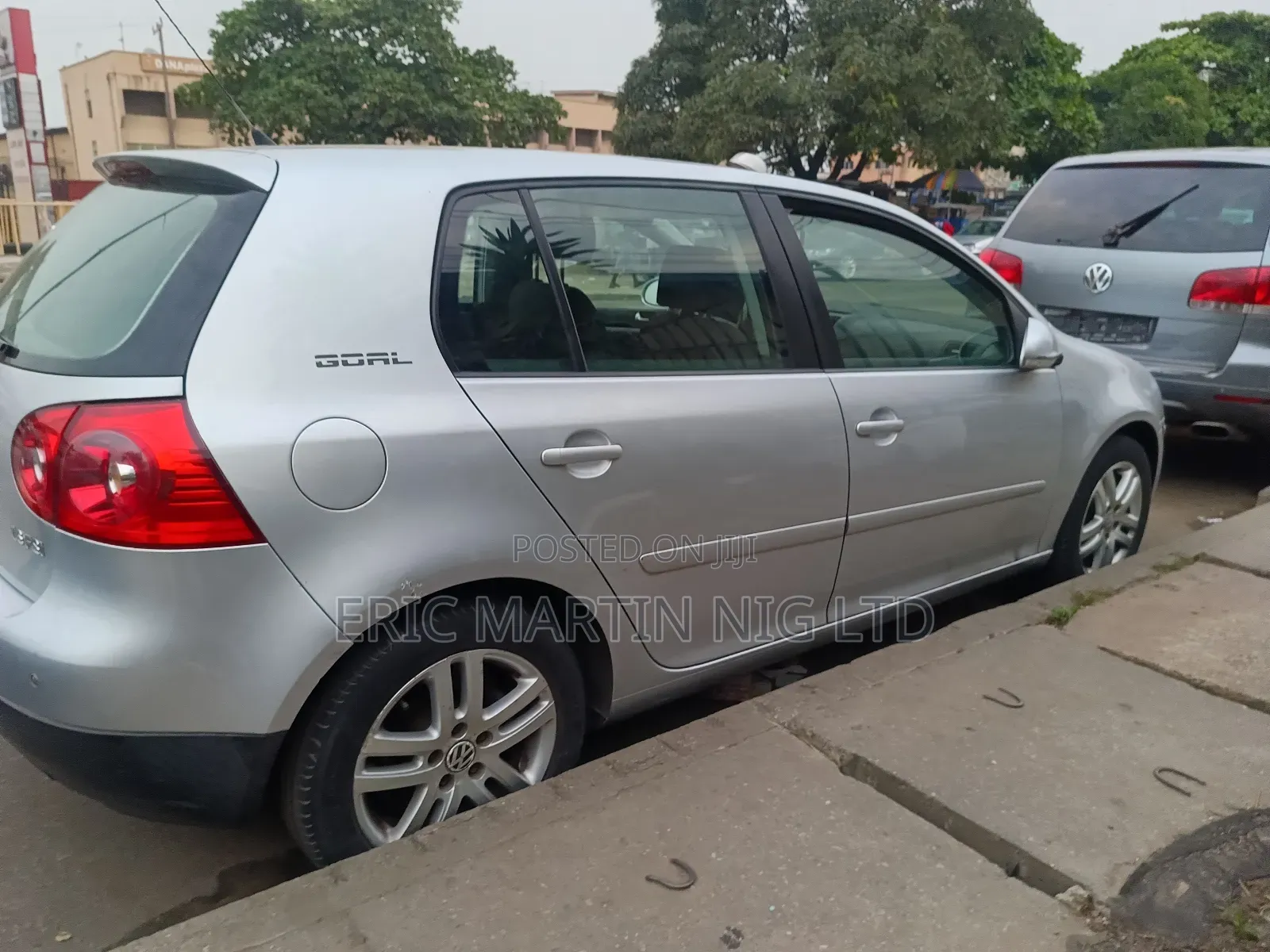 Volkswagen Golf 2009 Silver