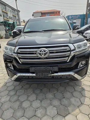 Toyota Land Cruiser 2016 Black