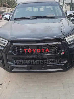 Toyota Hilux 2014 Black