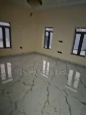 4bdrm Townhouse / Terrace in Mabushi Emadeb for rent