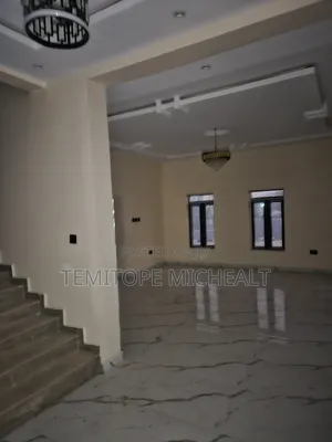 4bdrm Townhouse / Terrace in Mabushi Emadeb for rent