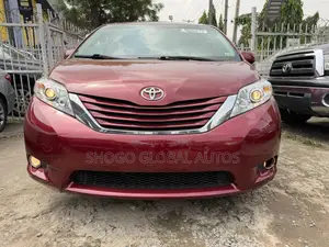 Toyota Corolla LE Eco 4dr Sedan (1.8L 4cyl CVT) 2015 Red