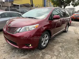 Toyota Corolla LE Eco 4dr Sedan (1.8L 4cyl CVT) 2015 Red