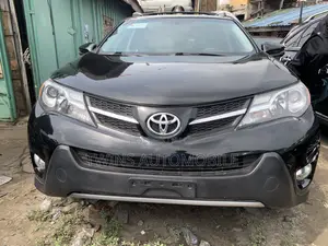 Toyota RAV4 Limited 4dr SUV AWD (2.5L 4cyl 6A) 2015 Black