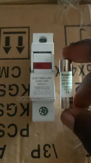 32a Fuse Holder