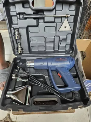 Maxmech Heat Gun With Accessories.