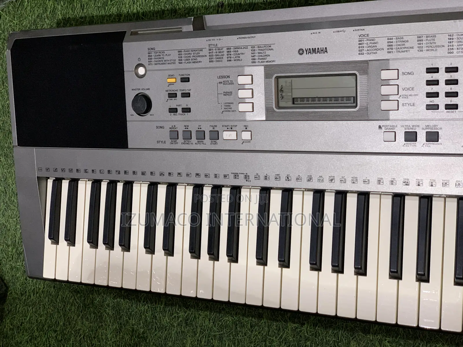 Durable Portable Yamaha Keyboard PSR E353