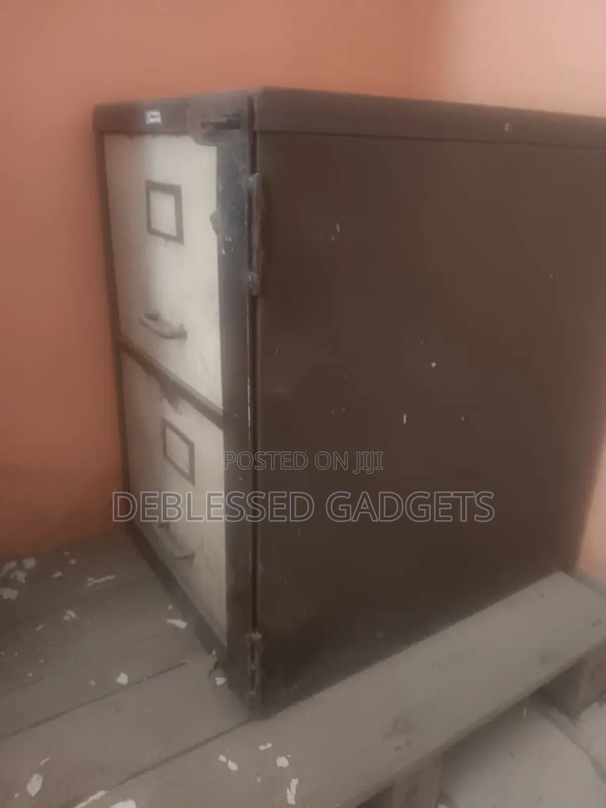 Heavy Duty Fireproof Metal Safe