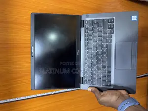 Laptop Dell Latitude 5300 8GB Intel Core I5 SSD 256GB