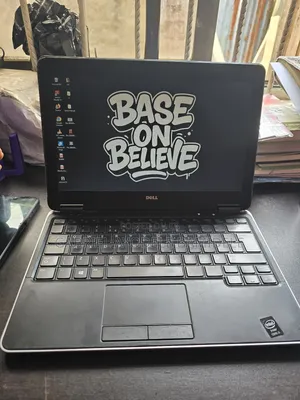 Laptop Dell Latitude 7440 8GB Intel Core i5 SSHD+SSD 256GB
