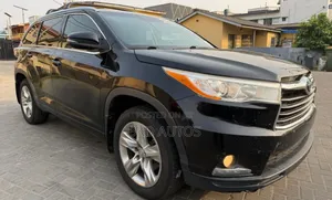 Toyota Highlander 2015 Black