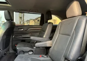Toyota Highlander 2015 Black