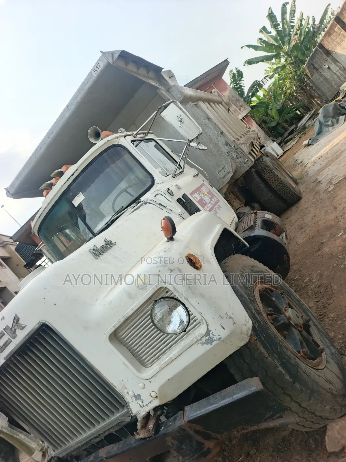 Mark R. Model 12 Valve Tipper