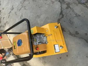 C90 Plate Compactor With a Robin Ey20 Engine.