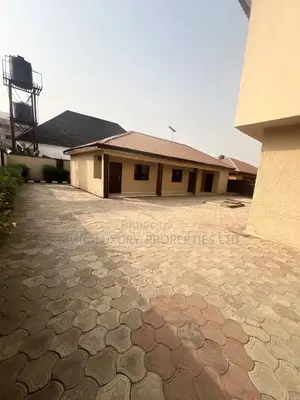 5bdrm Duplex in Gwarimpa Estate, Gwarinpa for rent