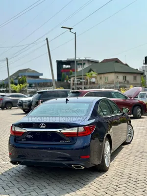 Lexus ES 350 FWD 2016 Blue
