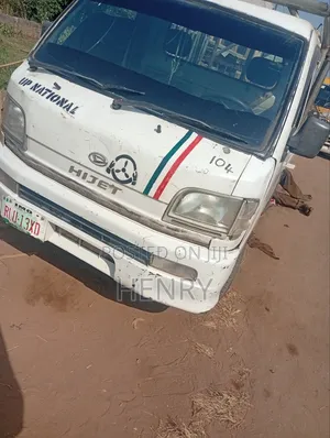 Mini Truck for Hire