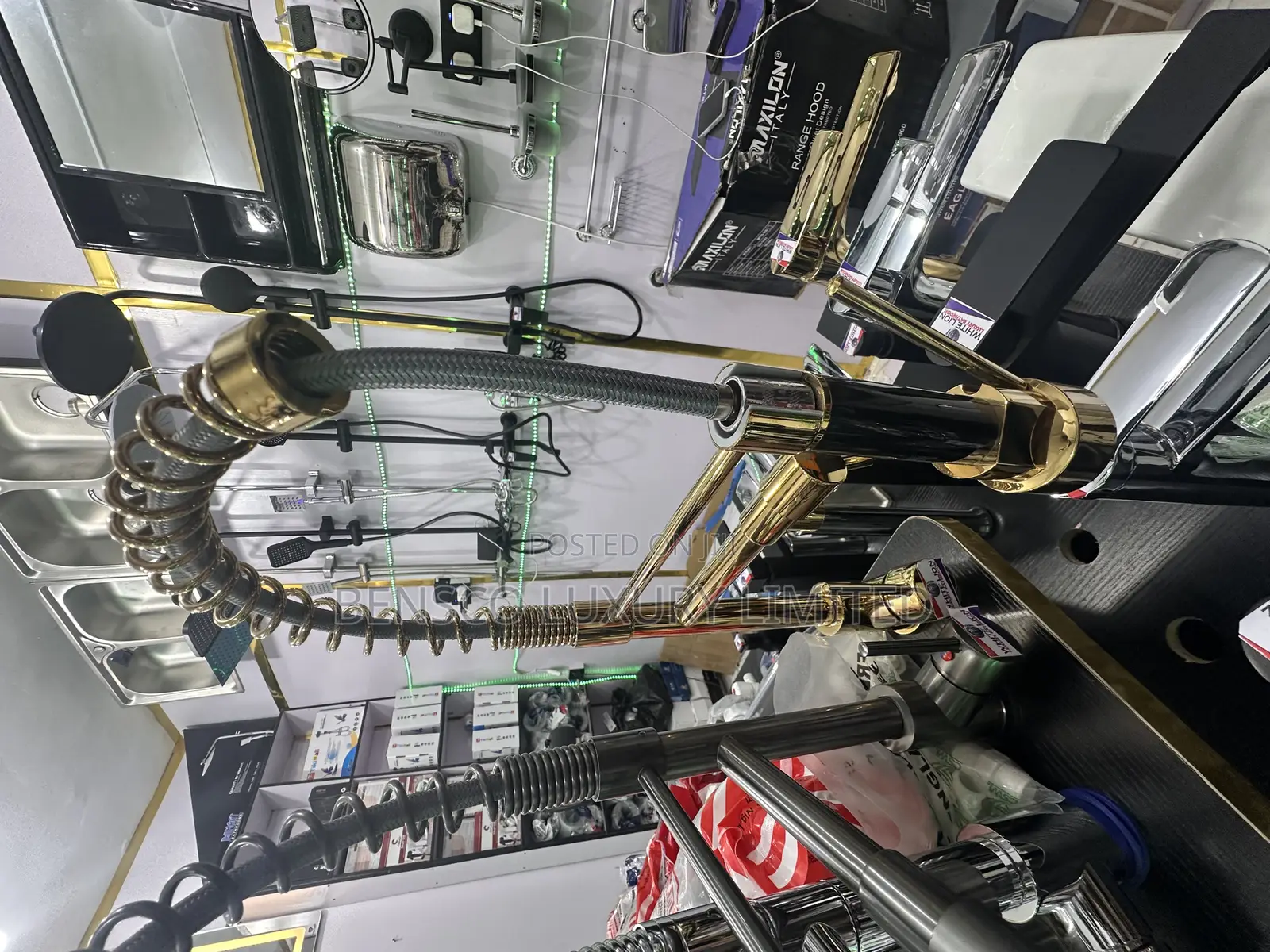 High Quality Gold and Black Kitchen Mixer Tap