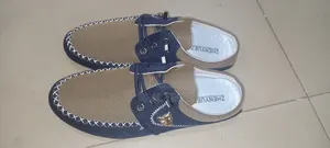 Brand New Size 39 Shoe Available for Sale