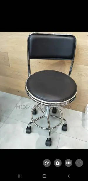 Surgeon Stool With Backrest
