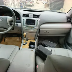 Toyota Camry XLE V6 4dr Sedan (3.5L 6cyl 6AM) 2007 Silver