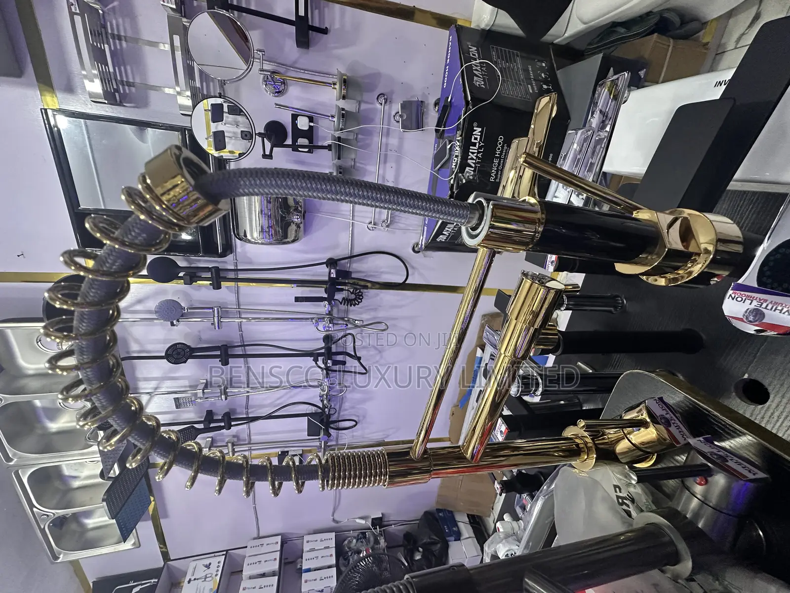 High Quality Gold and Black Kitchen Mixer Tap