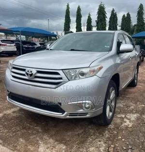 Toyota Highlander 2013 Silver