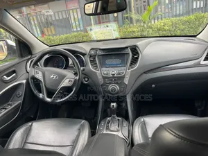 Hyundai Santa Fe Limited 4dr SUV AWD (3.3L 6cyl 6A) 2014 White