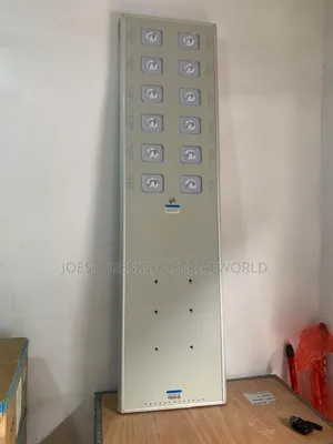 Wakatek Solar Street Light 12 Eyes 100w All In One