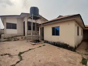 6bdrm Bungalow in Yidi Arola, Apete, Ibadan for sale