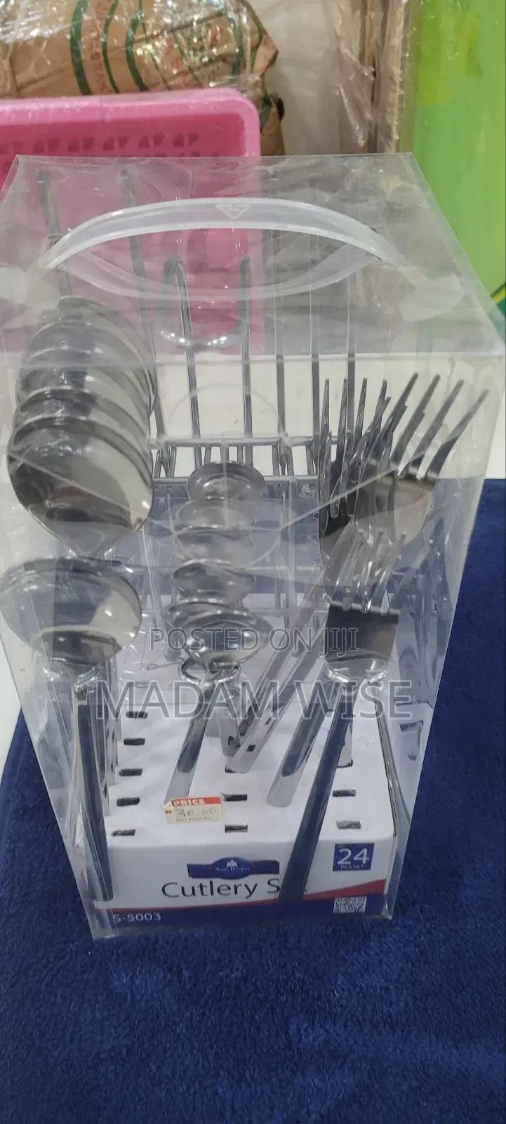 Cutlery Set . 24 Pieces
