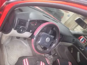Volkswagen Golf 2001 Red