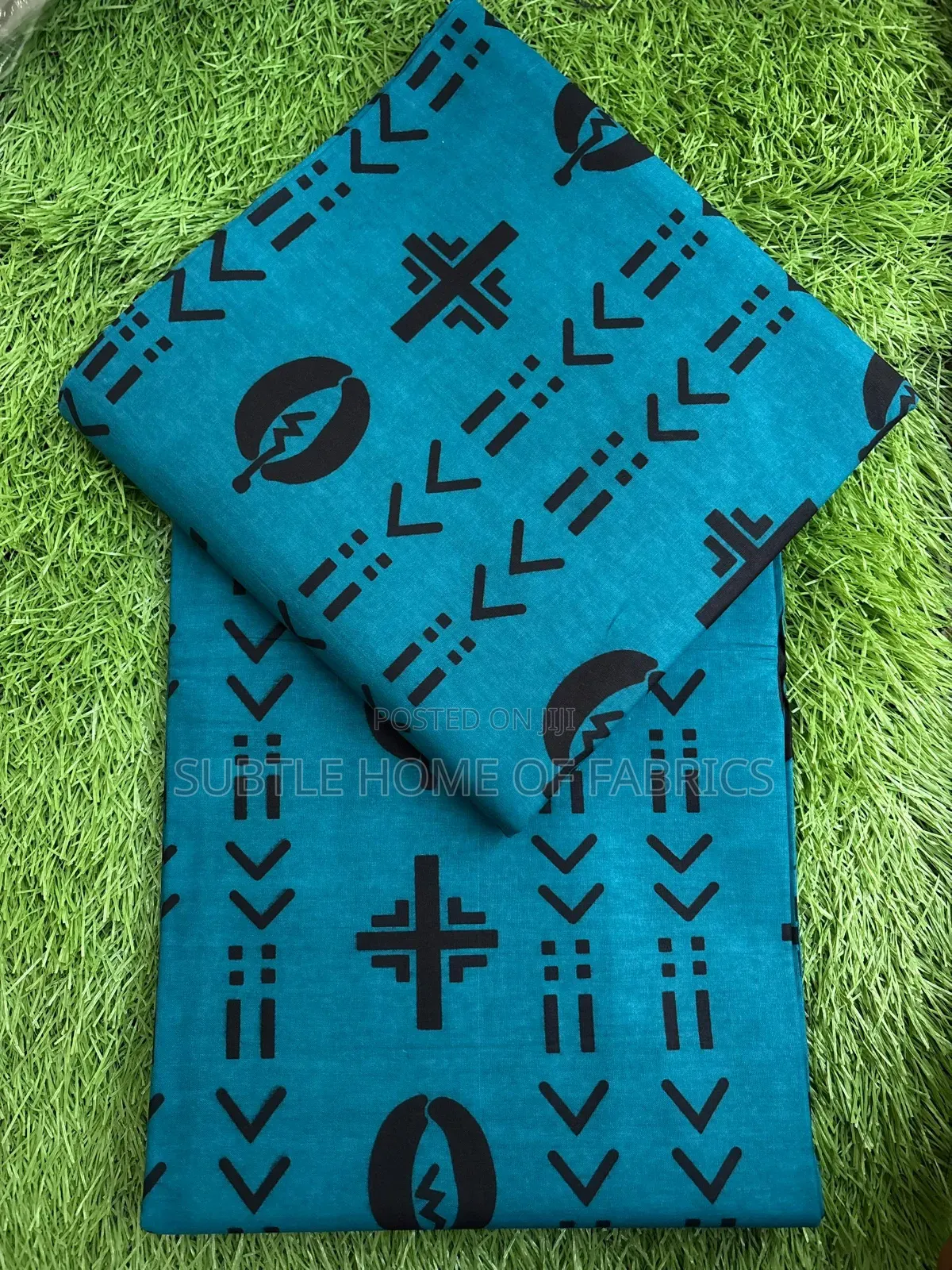 Premium Ankara for Ready-to-Wear Brands (Fast-Moving Designs)
