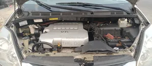 Toyota Sienna CE 7 Passenger 2010 Gold