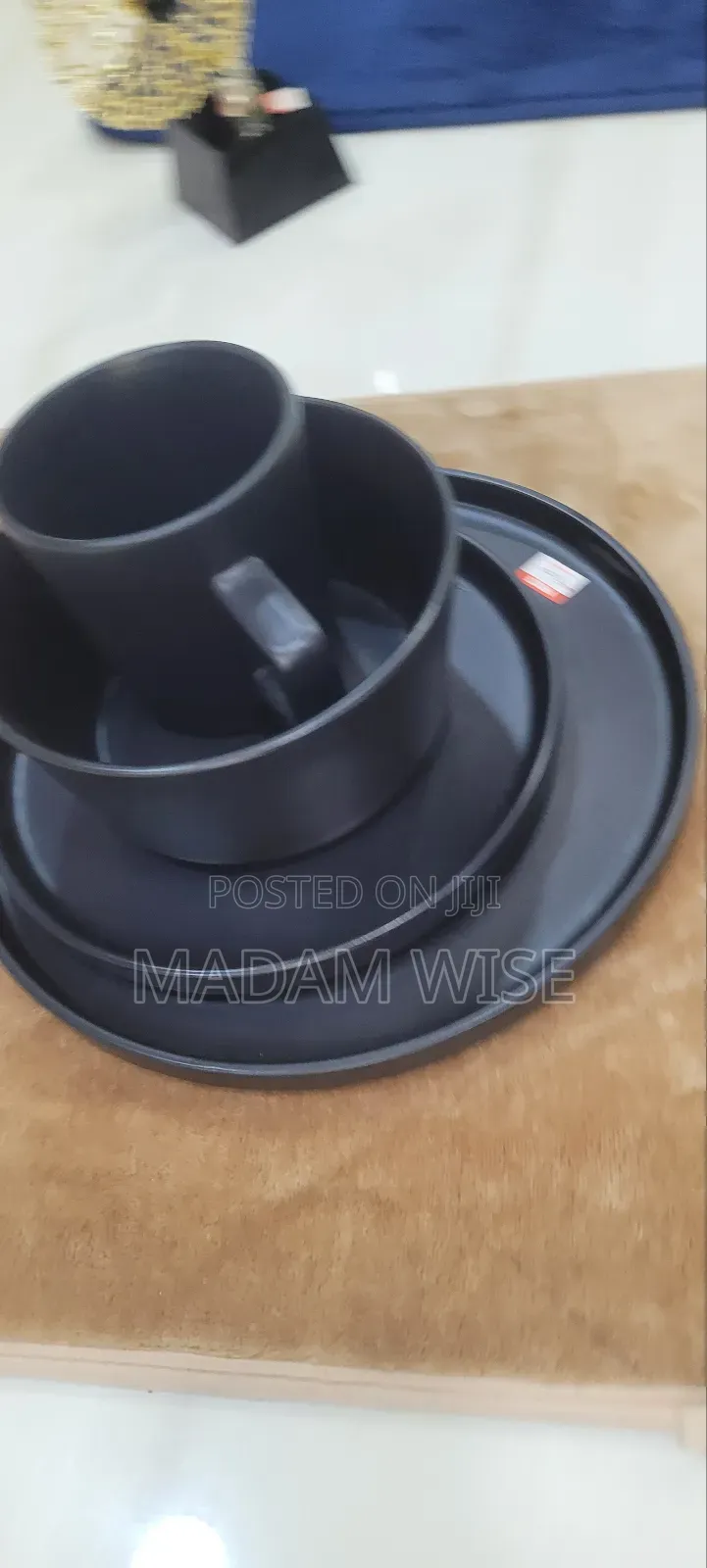 Dinnerware Set . (Stoneware )