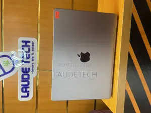 Laptop Apple MacBook Pro 2023 M2 16GB Apple M2 SSD 512GB