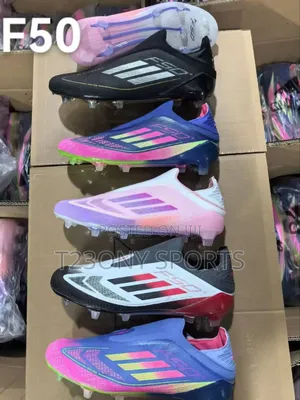 F50 Laceless