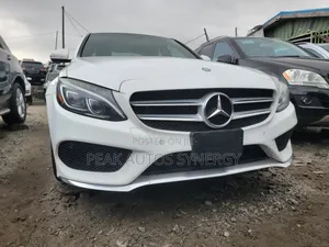Mercedes-Benz C400 2017 White
