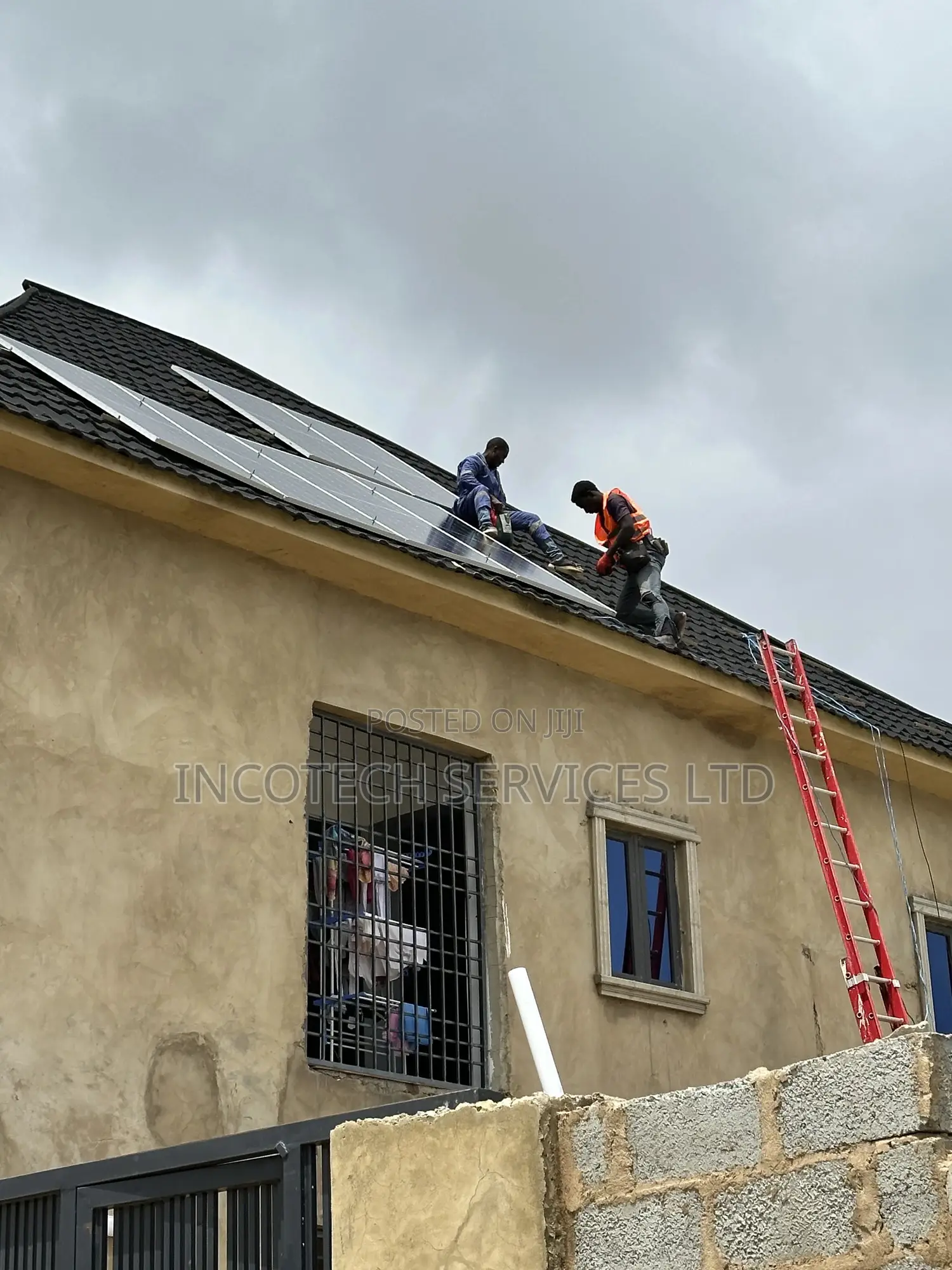 Solar Panels And Inverter Installer