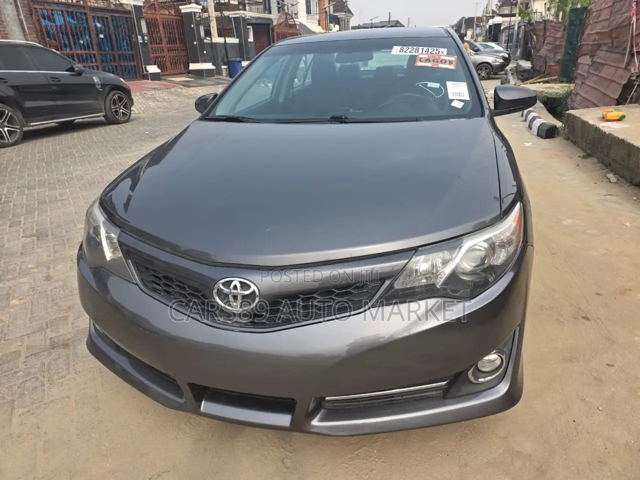 Toyota Camry SE 4dr Sedan (2.5L 4cyl 6A) 2014 Gray