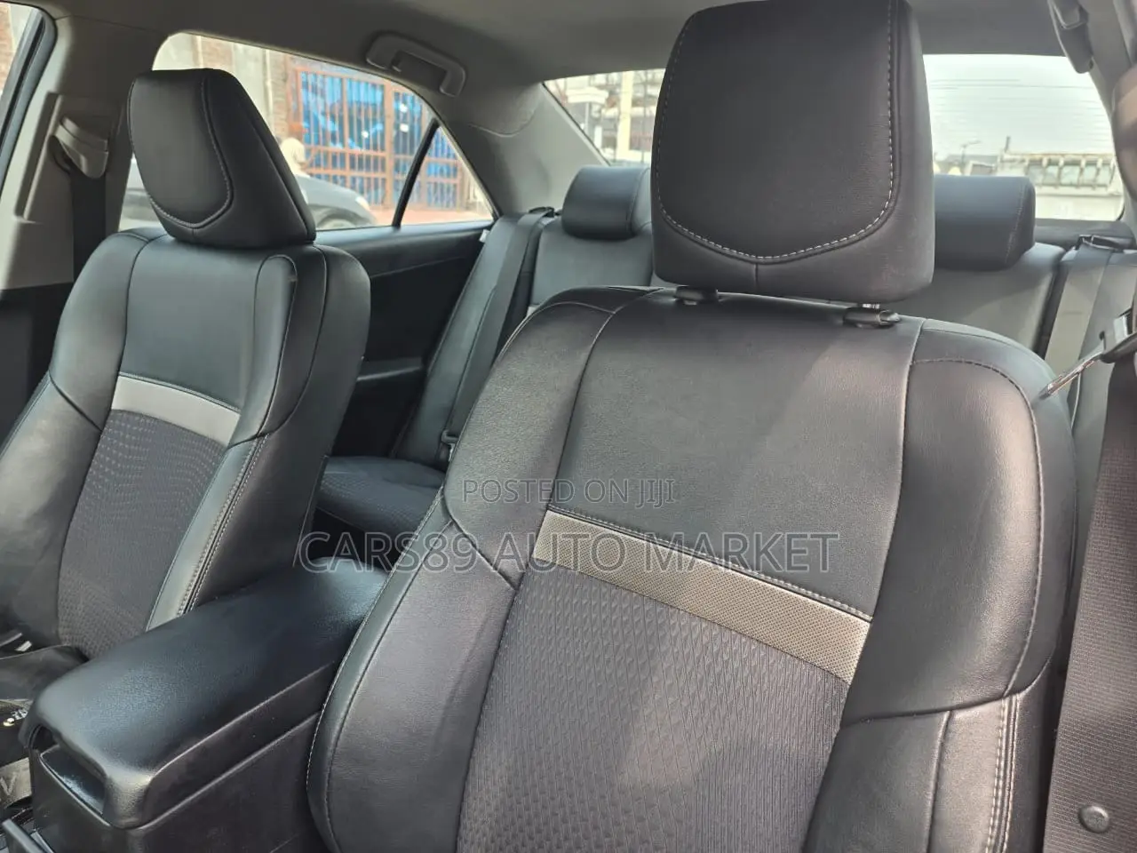 Toyota Camry SE 4dr Sedan (2.5L 4cyl 6A) 2014 Gray