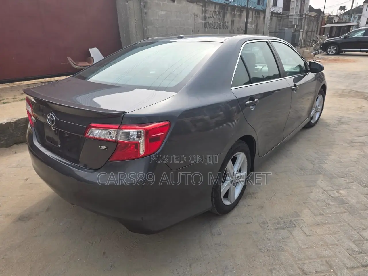 Toyota Camry SE 4dr Sedan (2.5L 4cyl 6A) 2014 Gray