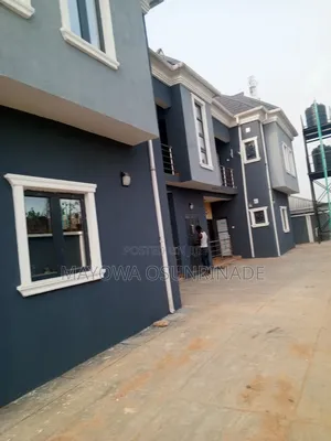 2bdrm Apartment in Ologuneru for rent