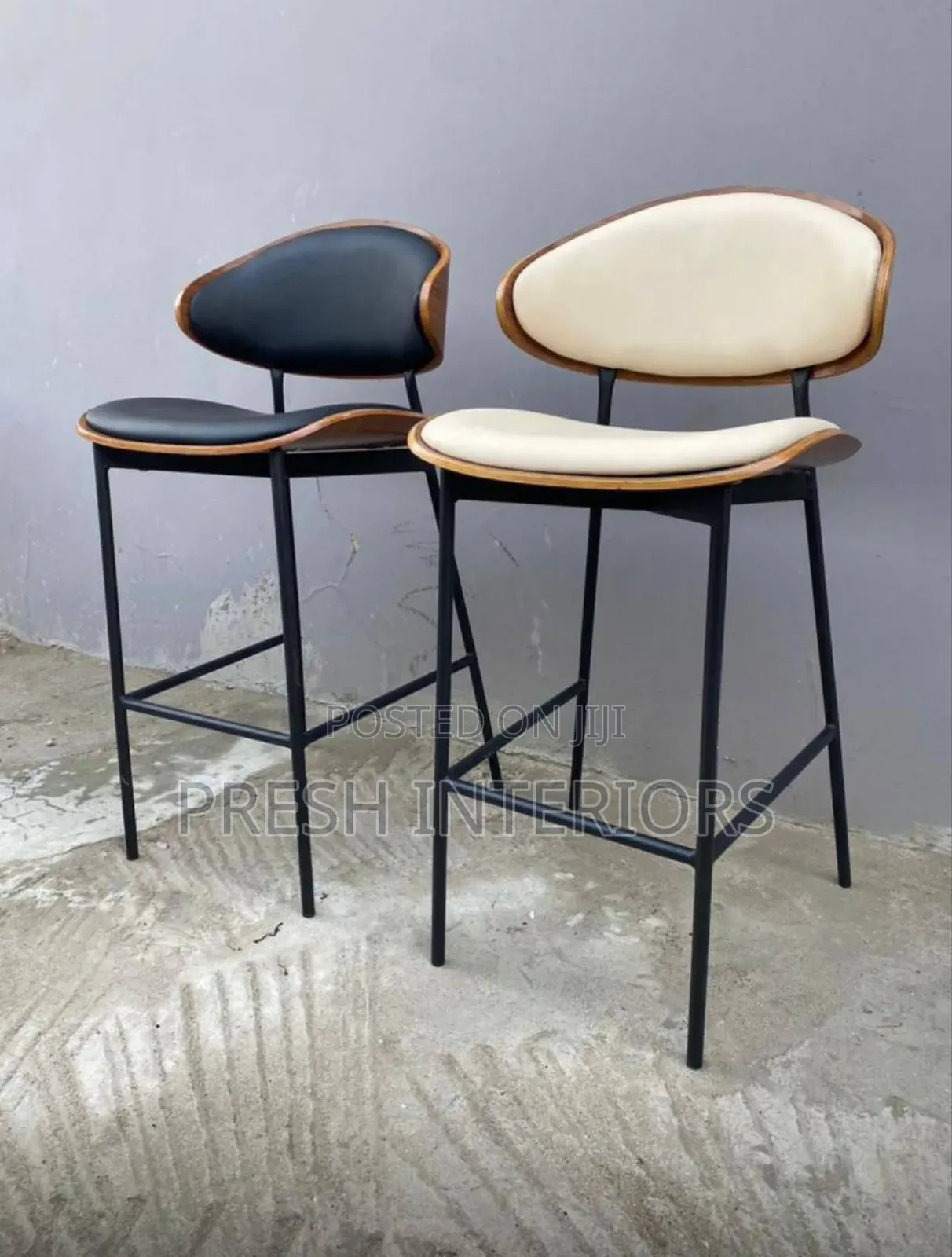 Hibar Stool