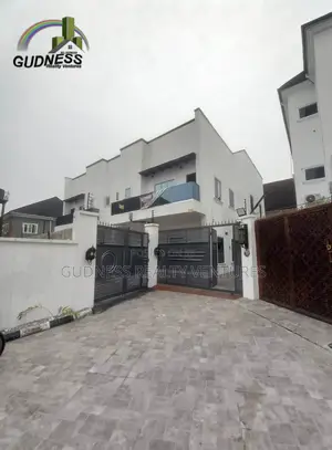3bdrm Duplex in Sangotedo for sale