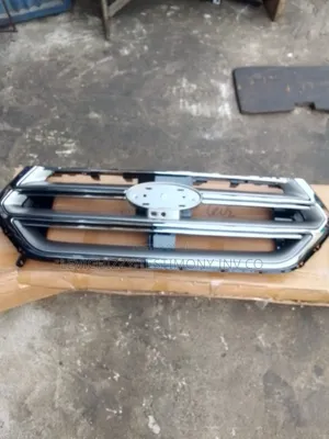 2016-2018 Ford Edge Front Girile With Camera Hole
