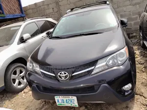 Toyota RAV4 Limited 4dr SUV AWD (2.5L 4cyl 6A) 2015 Black