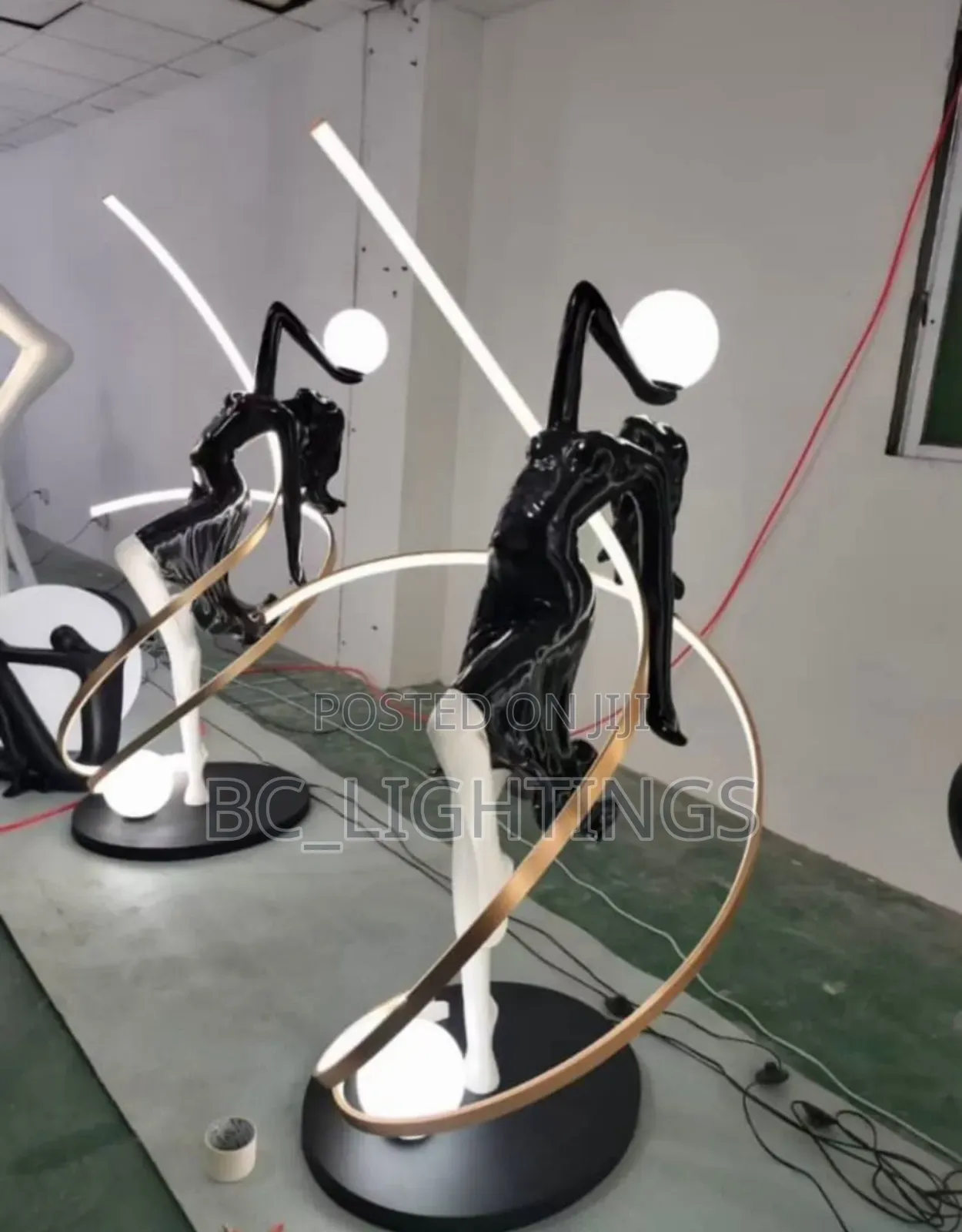 Modern Humanoid Light