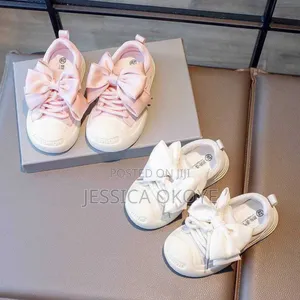 Girls Sneakers