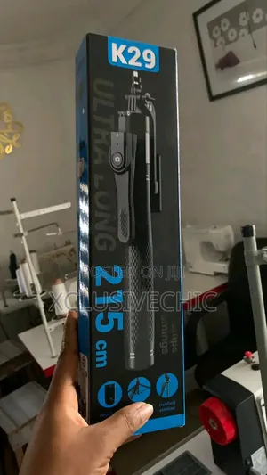 Mobile Phone Bluetooth Selfie Stick With Remote.